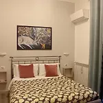Titi Πανσιόν 3*